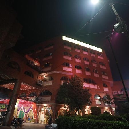Chanson Grand Westend Delhi  Dış mekan fotoğraf
