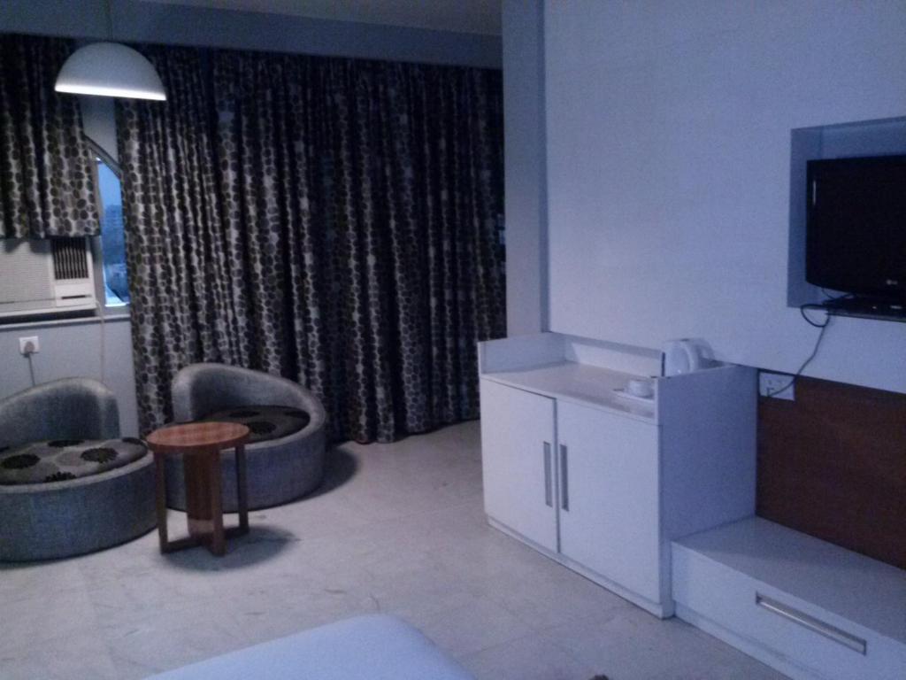 Chanson Grand Westend Delhi  Dış mekan fotoğraf