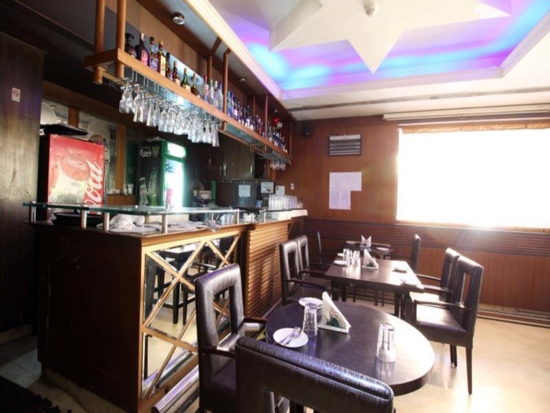 Chanson Grand Westend Delhi  Dış mekan fotoğraf